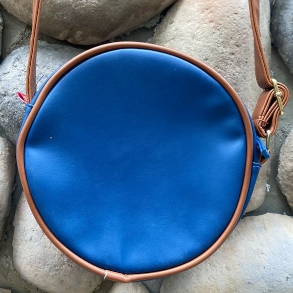 Disney Marvel Captain America Round Purse - Picture 3 of 6